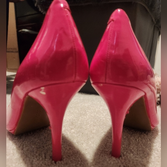 💥2/$20💥BCBG Generation - Picture 2 of 7